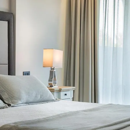 Astra Village Appartamento *