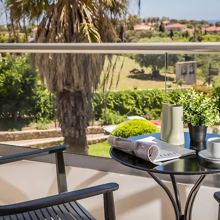 Astra Village 아파트 스보로나타